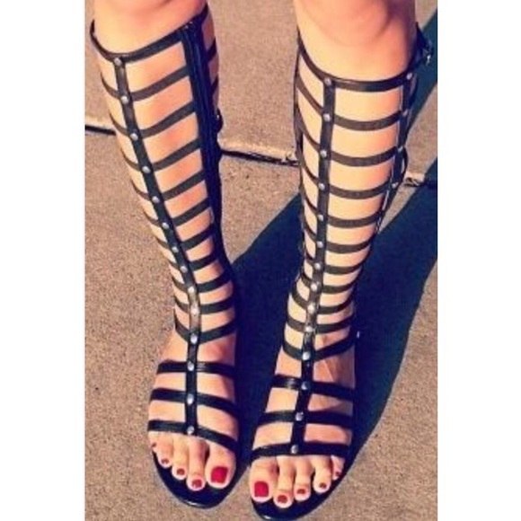 Stuart Weitzman Gladiator Sandals size 9 - Picture 1 of 4